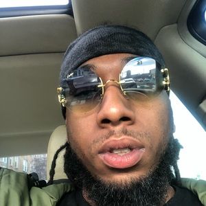 Meet your Posher, Carl